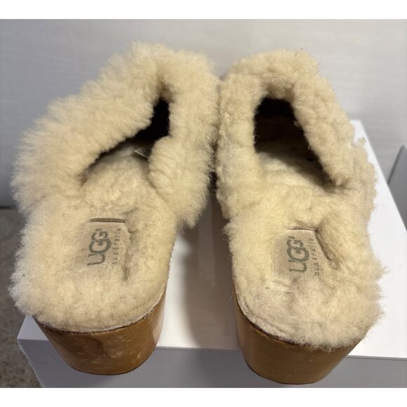 Ugg Clogs Beige Shearling Lined Canvas With Wood Sole Size 7 Womens Studded Mule - Picture 9 of 13